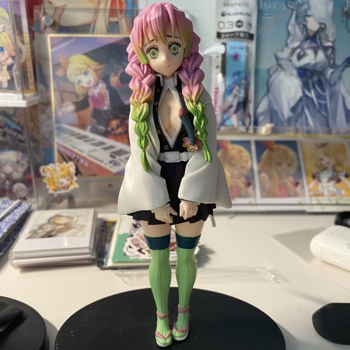 Demon Slayer Love Pillar Mitsu - огляд і ціна Cosplay Prop Display
