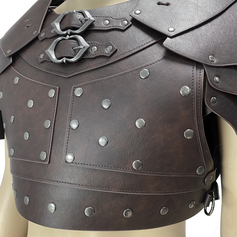 Medieval Studded Shoulder Ches - огляд і ціна Cosplay Props